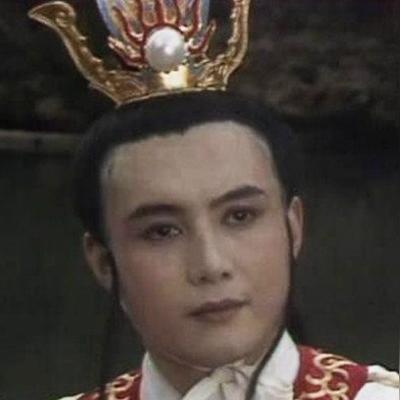 为什么游戏里的白龙总让玩家又爱又恨？从3款顶流大作看龙族设计的隐藏门道