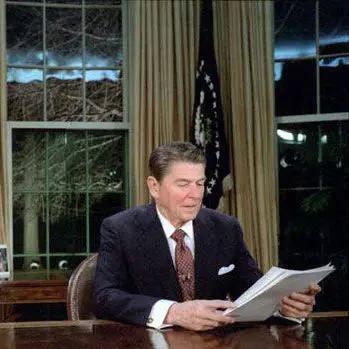 三角战略的抉择陷阱，为什么你选的正确选项反而让结局崩了？