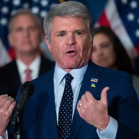 白发TikTokCEO周受资跑步偶遇,揭秘运动新风尚 白发TikTokCEO周受资跑步偶遇,揭秘运动新风尚