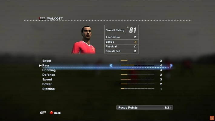 实况足球2013技能藏着多少秘密？顶级玩家都在用的5个实战碾压技巧