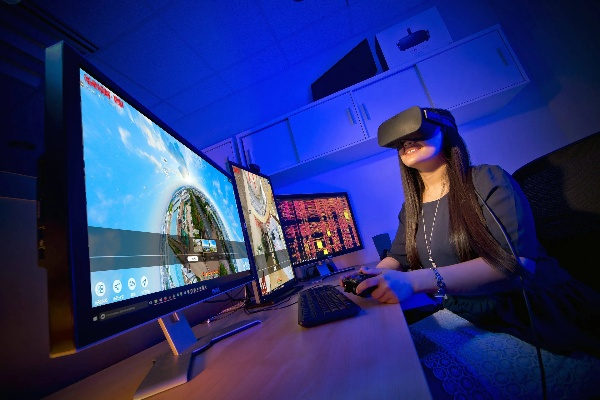 远程办公新体验，上古卷轴5揭秘沉浸式职场奇遇