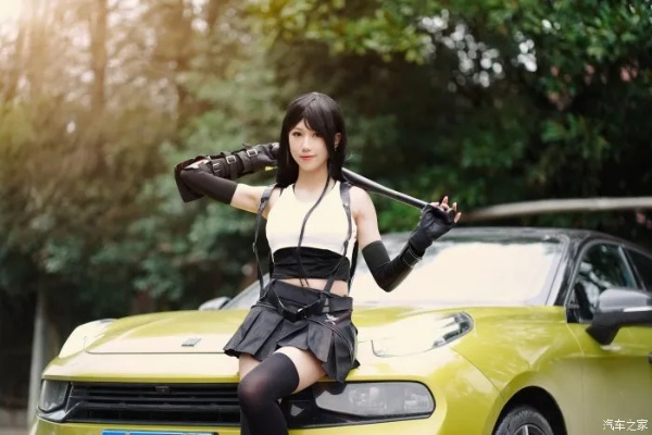 百变穿搭魅力爆发，邻家蒂法心跳加速，时尚新宠瞩目登场