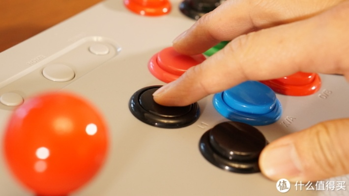 小浣熊败将翻盘全靠转摇杆？街机老炮拆解3个摇柄里的胜负密码