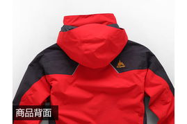 影视飓风回应冲锋衣疑虑：权威辟谣，环保面料安全无忧