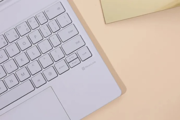 华为星跃悬浮键盘，MatePad Edge专属，1499元尊享智能体验