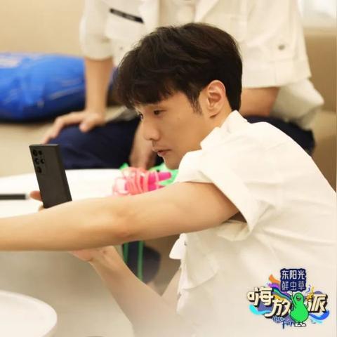 《疯狂动物城》游戏AI惊艳！网友自制视频引爆全网热议，AI互动新体验！