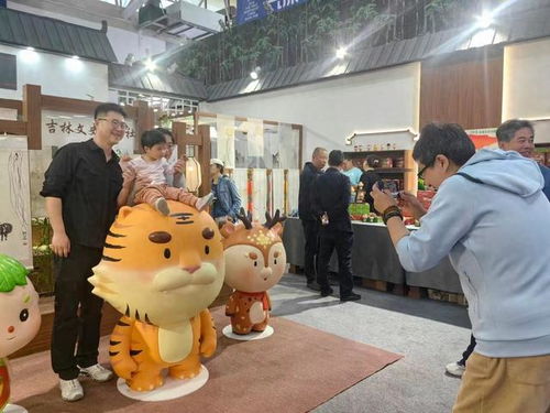 排队三月修玩偶，日本医院手术费动辄数千，修复一“萌”值千金