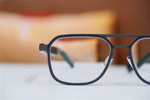 AI眼镜轻至36克,国补1699元起,科技新宠来袭! AI眼镜轻至36克,国补1699元起,科技新宠来袭!