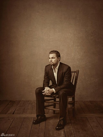 沧桑封面揭秘：小李子演绎中老年新风尚