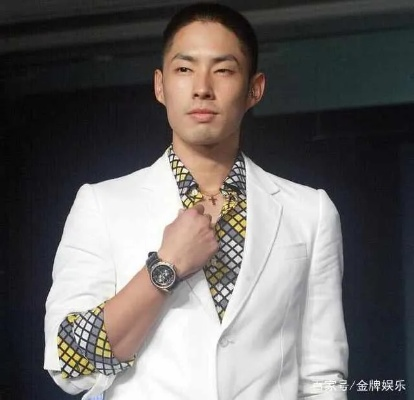 吴建豪惊人身姿：47岁减重40斤，身高1米8仅100斤，网友惊叹塑形奇迹