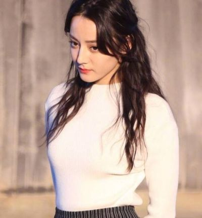 迪丽热巴30岁巅峰美态，一腚绝技惊艳再现！