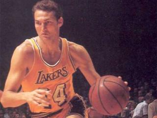 玩转nba,为什么NBA的品牌价值不如英超的十分之一呢