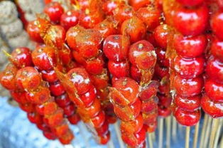 东北一米八冰糖葫芦爆火？游戏里藏着老味营销的破圈密码