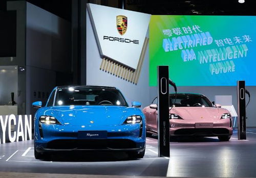 福特CEO盛赞小米SU7：中国版苹果，超越保时捷Taycan创新潮