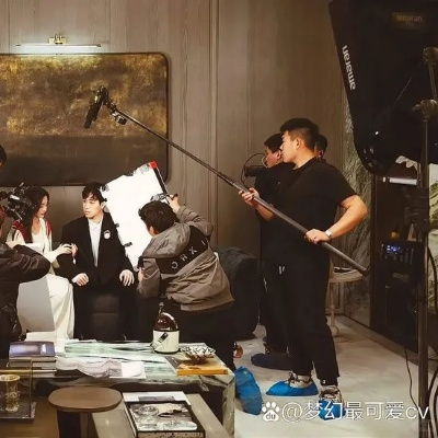 爆款短剧演员一天赚3万？从游戏IP剧到片场，我扒到了3个不为人知的真相