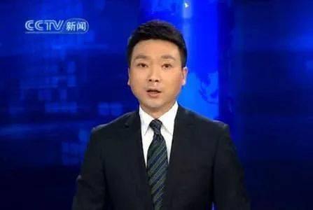 康辉说中分是自己吹的？游戏玩家早把自定义发型自由玩明白了