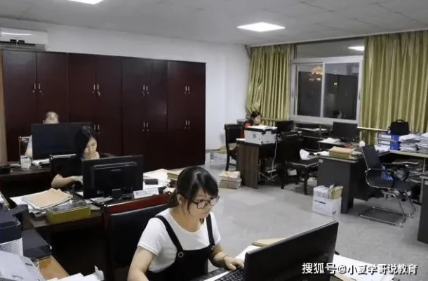 加班新规出炉：下班微信回复，法院判定属加班！