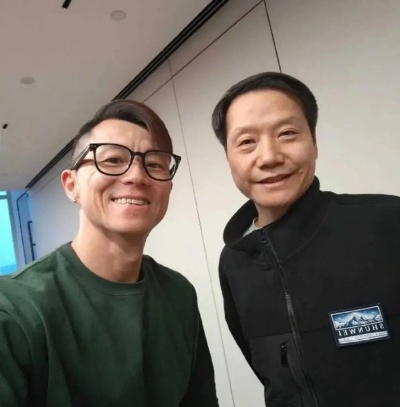 陈震删雷军合照引热议？游戏圈老玩家才懂的关系局崩了