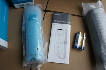 独家揭秘：限量5000套水蓝双节棍Wii手柄，收藏新宠！