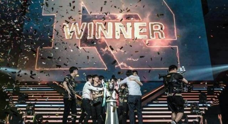 亚运LOL选拔赛隐藏的3个职业级细节，为什么你看比赛总抓不住胜负关键？