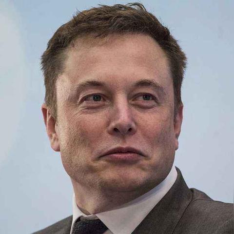 马斯克财产缩水突破人类纪录，失去超2000亿美元财富