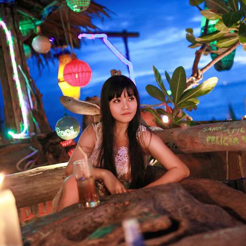 完美国际黄昏装备和新八军哪个好?详细对比分析! 完美国际黄昏装备和新八军哪个好?详细对比分析!