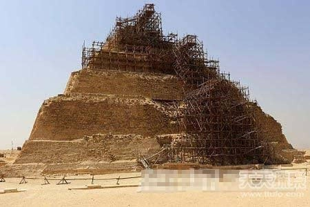 240层楼深巨构藏金字塔，揭秘神秘新发现