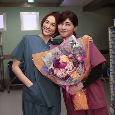 米仓凉子的游戏分身，比结婚更让玩家在意的，是那套不会失败的手术服