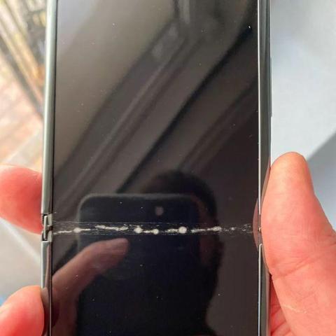 全球首部三星折叠屏诞生记：42岁严寒排队24小时见证新科技