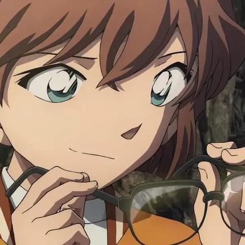 名侦探柯南，黑铁的鱼影里的「推理游戏感」藏着多少老玩家才懂的细节？