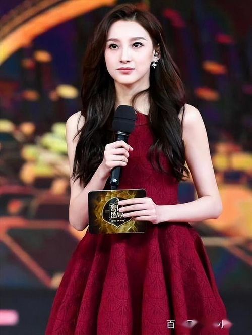 TGA荣耀主持，美女现场惊艳分享，荣耀时刻！