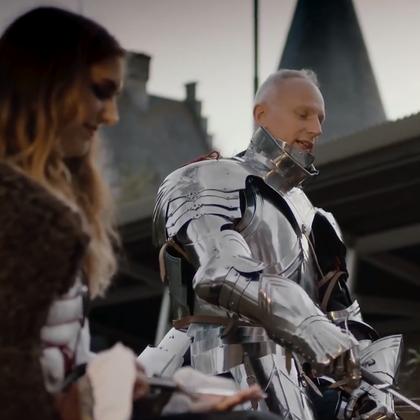 《神界》AI开发引热议,拉瑞安CEO紧急澄清,创新争议再升级 《神界》AI开发引热议,拉瑞安CEO紧急澄清,创新争议再升级