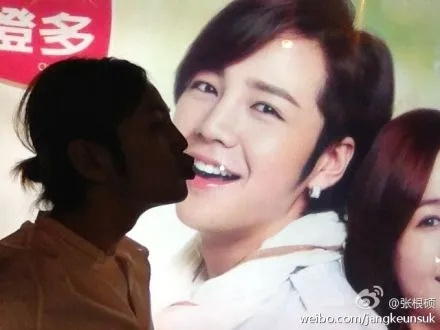 张根硕抗癌胜利惊艳亮相，状态佳展现坚强力量