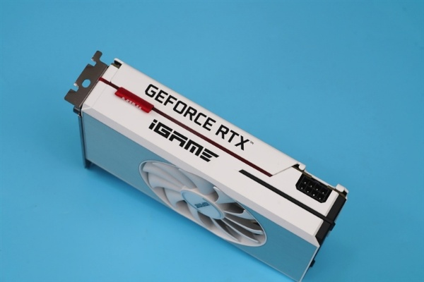 七彩虹RTX 5070/5060Ti Mini小显卡：性能新高度，显卡新选择