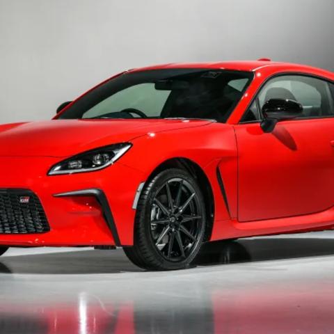 头文字D赛车玩家必看，为什么你永远追不上秋名山的86？