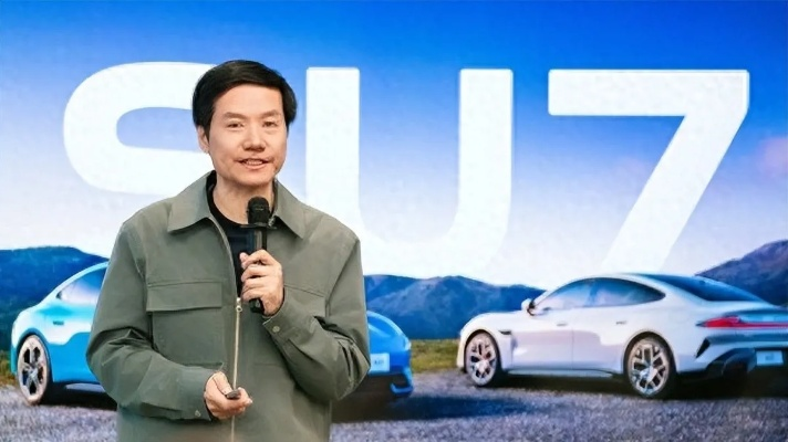 吴彦祖携小米17 Ultra亮相,颜值与科技完美融合 吴彦祖携小米17 Ultra亮相,颜值与科技完美融合