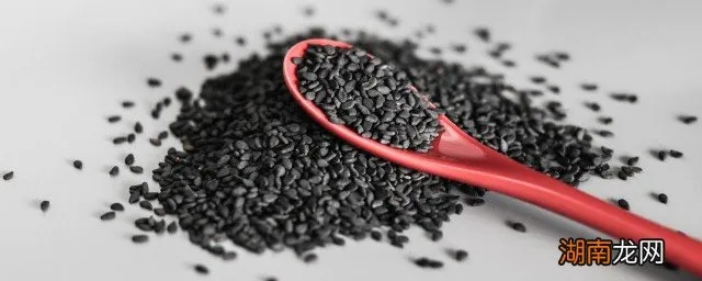 黑芝麻含量之谜：南方黑芝麻糊配料排行，竟非黑芝麻居首！