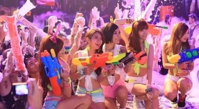 好莱坞美女猎艳盛宴，沉浸体验仅需26.9元，独家秘籍限时抢！