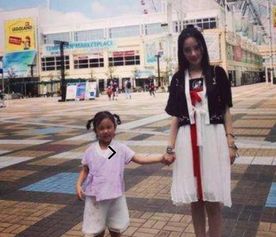 童星长大沦落街头，粉丝众筹却遭母亲无情拒绝，爱心何在？