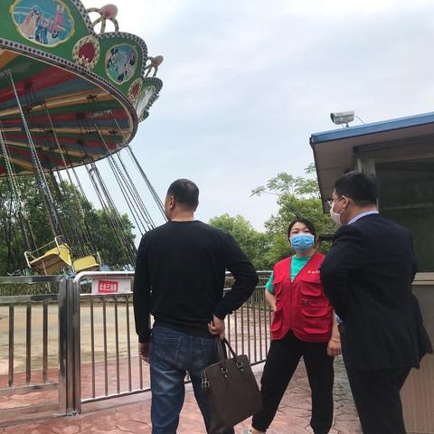 交警回应:男子9天狂举报92次违停,巡查频次将升级 交警回应:男子9天狂举报92次违停,巡查频次将升级