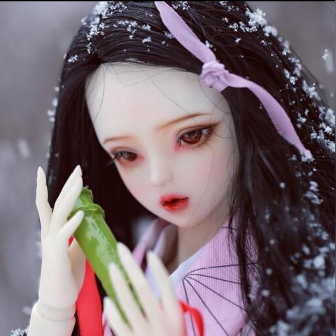 老婆肌肤触感奇麻，亲密互动乐趣多