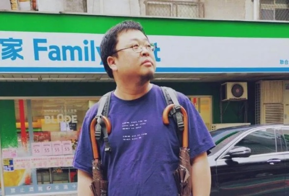 罗永浩用iPhone打游戏？从坚果玩家视角看「情怀硬件党」的真实选择