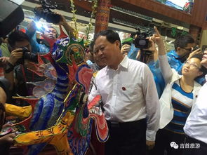 方桌山奇观揭秘：湖南神秘山顶如桌面