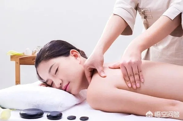 美女按摩师日常Vlog揭秘：独家技巧吸粉百万，揭秘美丽背后的秘密