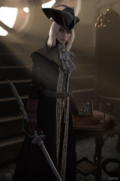 玛利亚超神COS揭秘：探寻《血源诅咒》神秘魅力