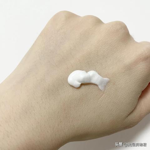 魔兽世界下载避坑，90%玩家没注意的客户端选择逻辑，2025年还能丝滑开服？