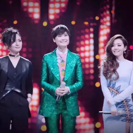 周笔畅李宇春为何能成为游戏圈「破圈联动顶流」玩家实测揭开跨界共鸣密码