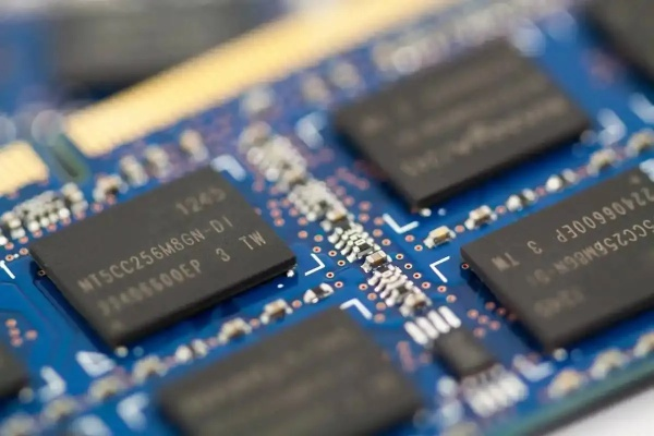 华为300万悬赏破解存储难题，国产硬盘崛起在即