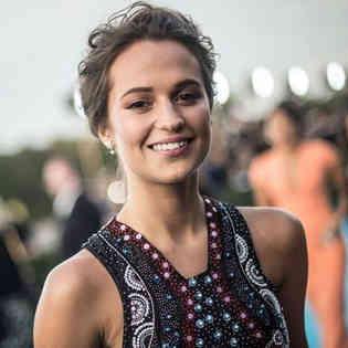 古墓丽影全系列隐藏剧情触发攻略,90%玩家漏掉的劳拉往事线怎么补? 古墓丽影全系列隐藏剧情触发攻略,90%玩家漏掉的劳拉往事线怎么补?