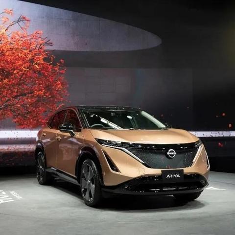 荣耀Power 2真机照曝光：矩阵DECO设计+橙机版，酷似iPhone 17 Pro引关注